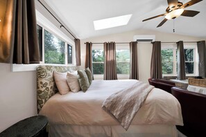 1 室のベッドルーム、アイロン / アイロン台、WiFi (無料)、ベッドシーツ