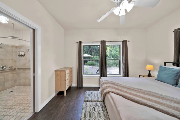 1 bedroom, iron/ironing board, free WiFi, bed sheets