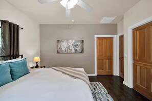 1 bedroom, iron/ironing board, free WiFi, bed sheets