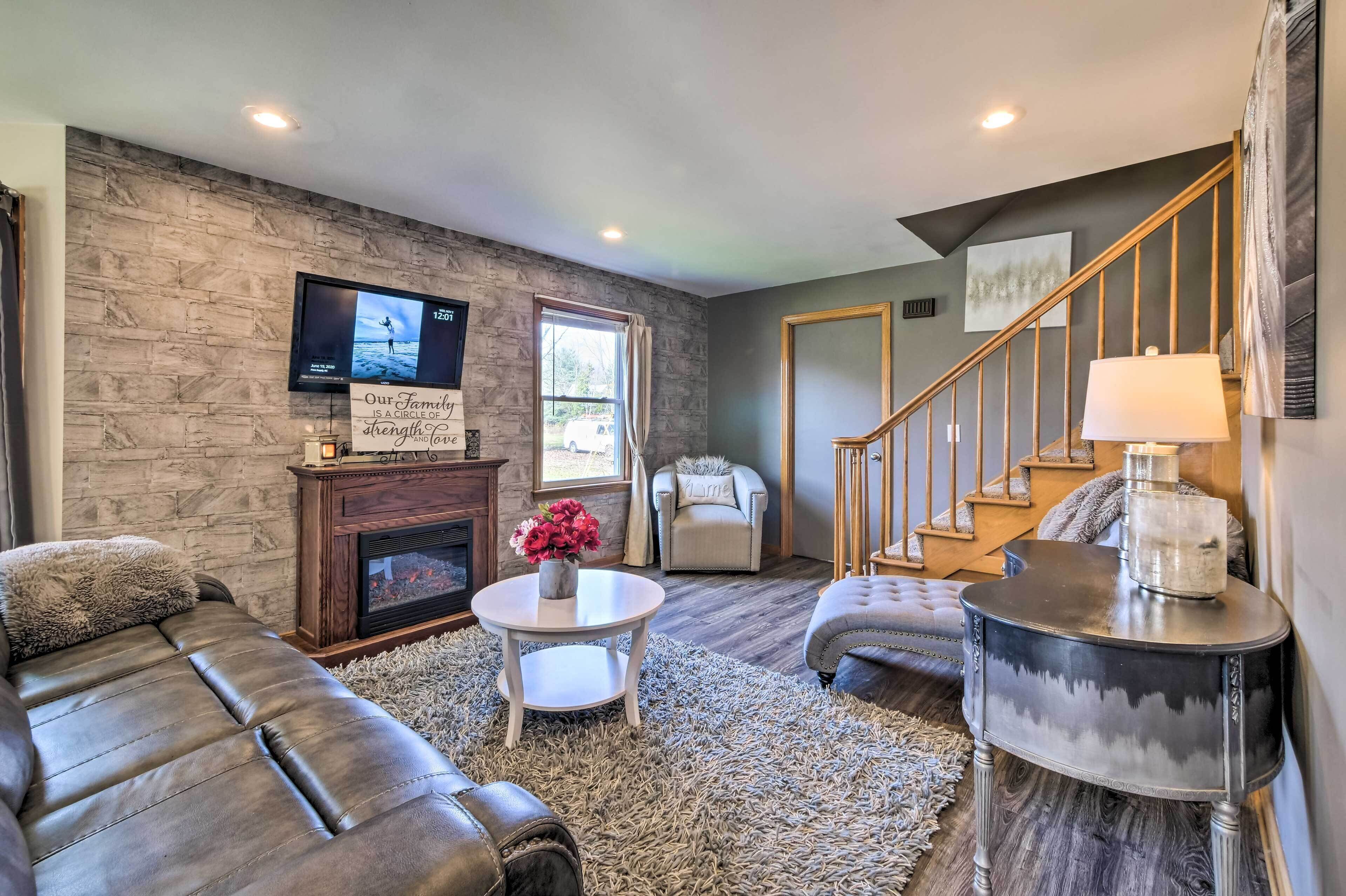 Spacious Family-Friendly Home in Massillon!