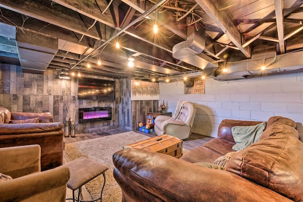 Télévision, cheminée