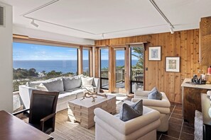 TV, fireplace - Nirvana by the Sea - Expansive Ocean Views (Carmel-by-the-Sea)