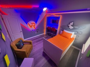 9 habitaciones, tabla de planchar con plancha y cuna de viaje