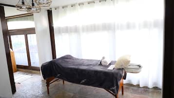 Massagens com pedras quentes, massagens musculares profundas