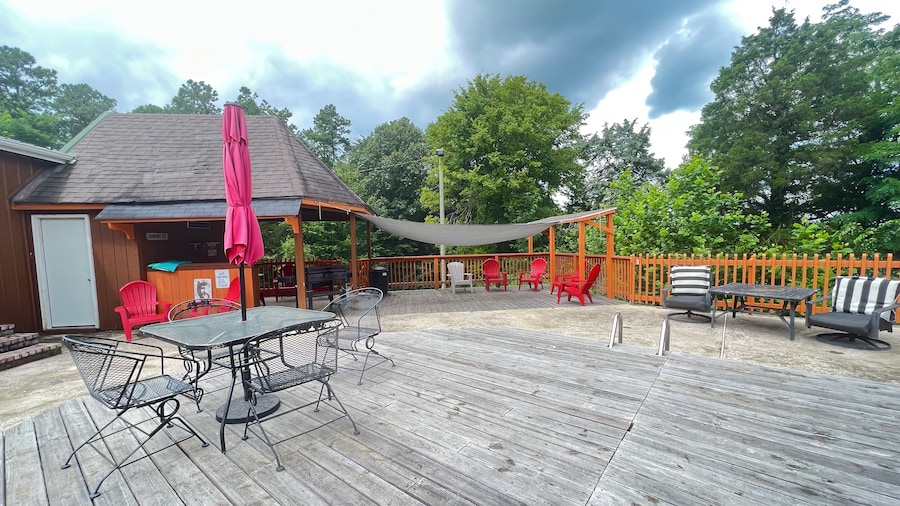 Falls of Rough Motel