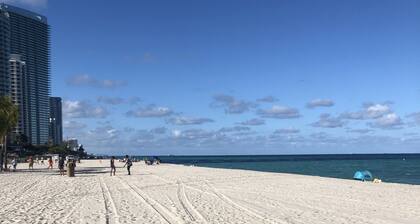 Magnolia House Miami - Pool home with Water Slide, BBQ & Gazebo