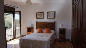 3 bedrooms, WiFi