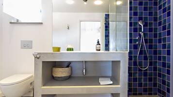 Een douche, een haardroger