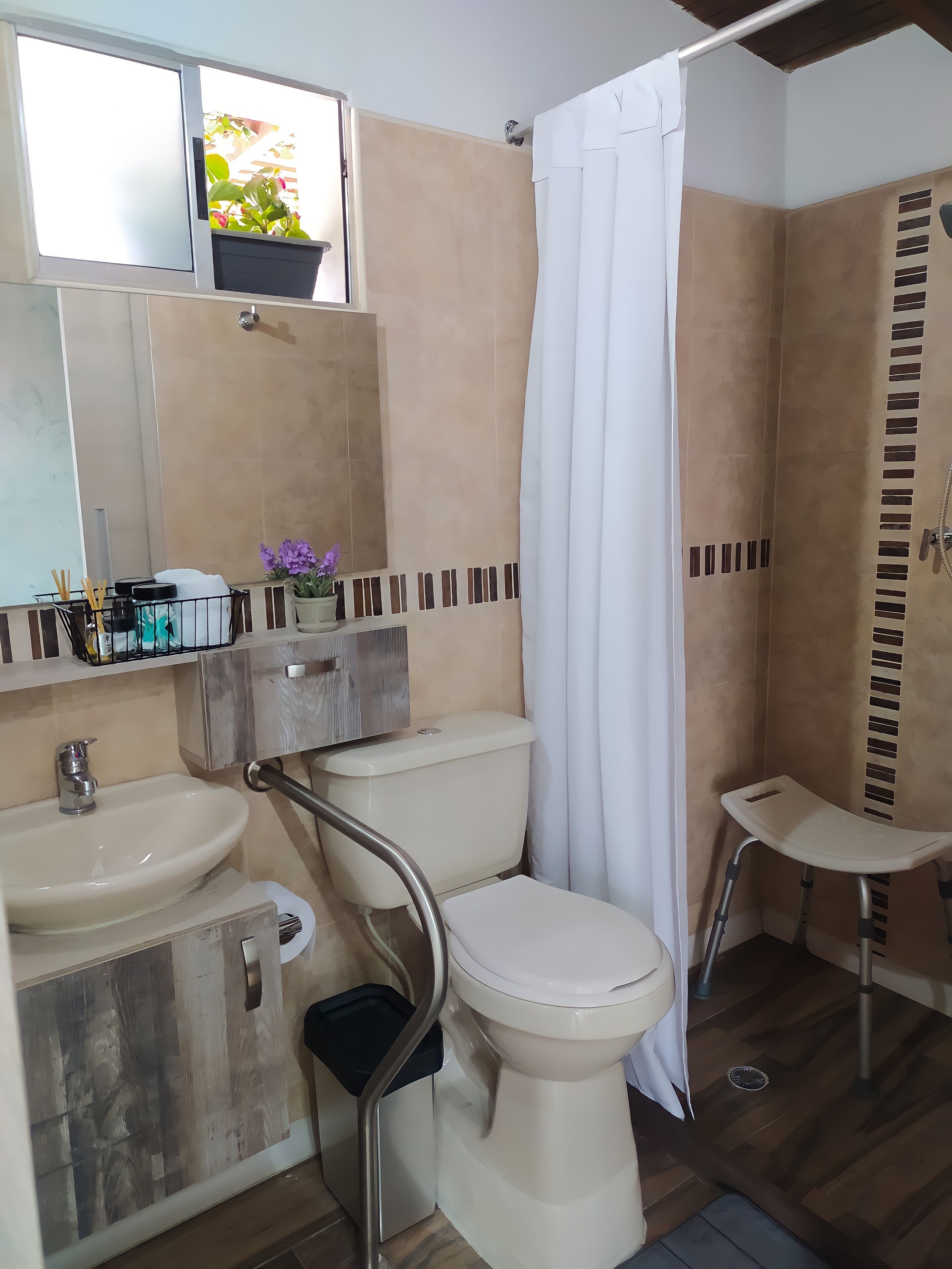 Photo - Platinum Home