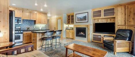 TV, fireplace, offices
