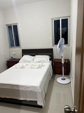 3 bedrooms, WiFi, bed sheets