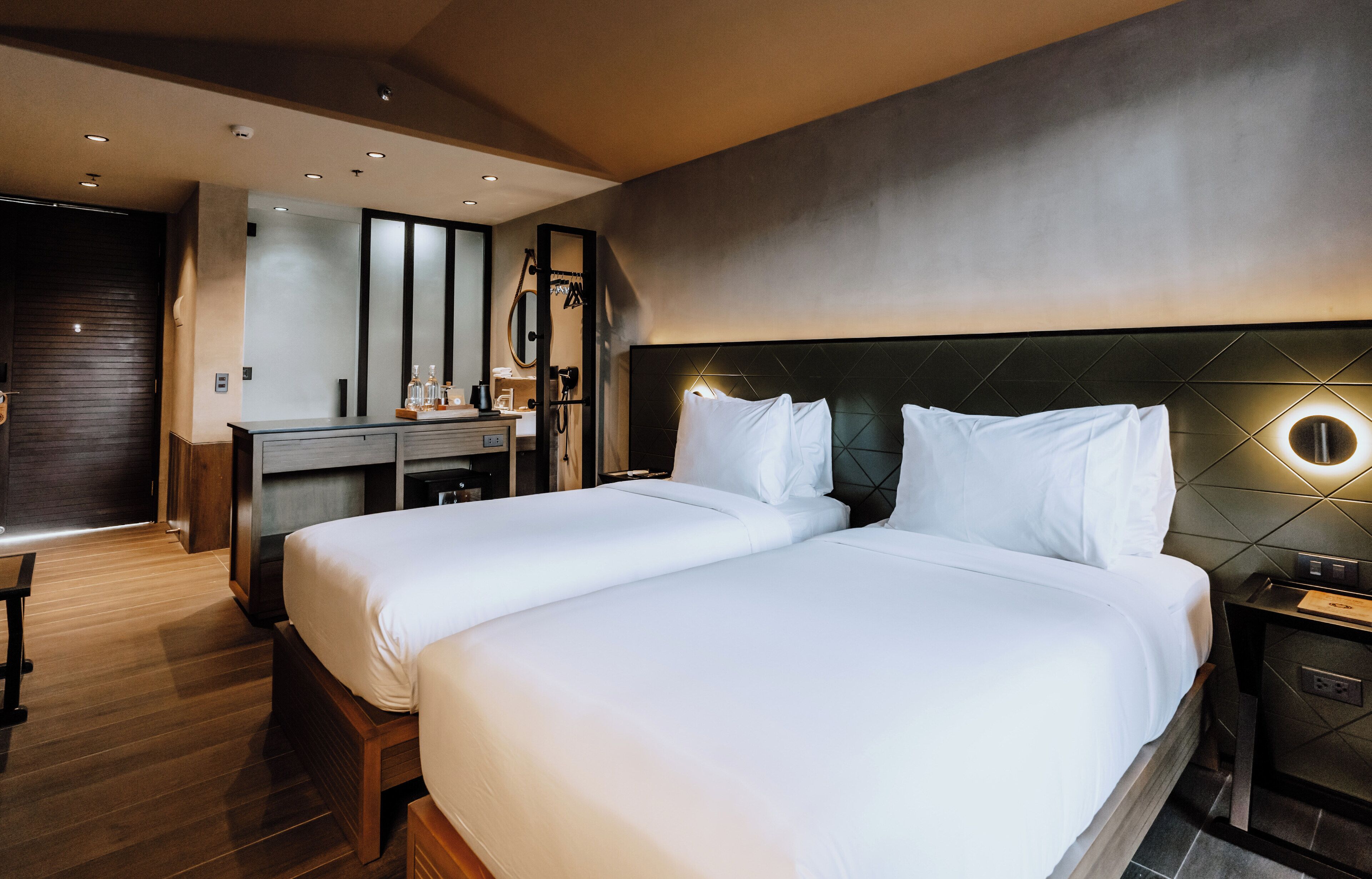 Photo - The Funny Lion - El Nido