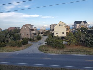 Exterior - 500 feet to the Beach, Full house with Stocked Kitchen, Linens & Beach Supplies (Avon)