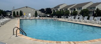 Cozy Get Away - Relaxing Views, Beautiful Catabwa Island