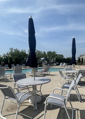 Piscine extérieure, piscine chauffée