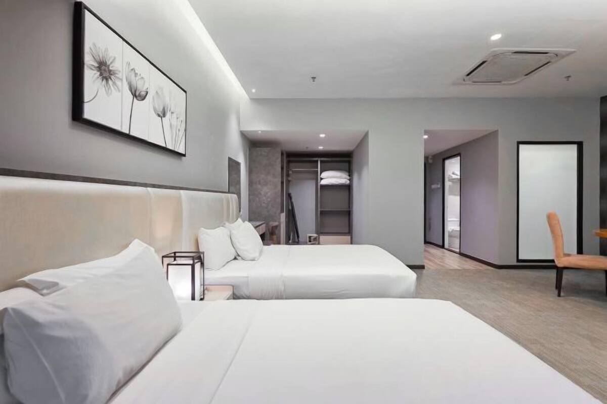 1 bedroom, minibar, in-room safe, blackout drapes
