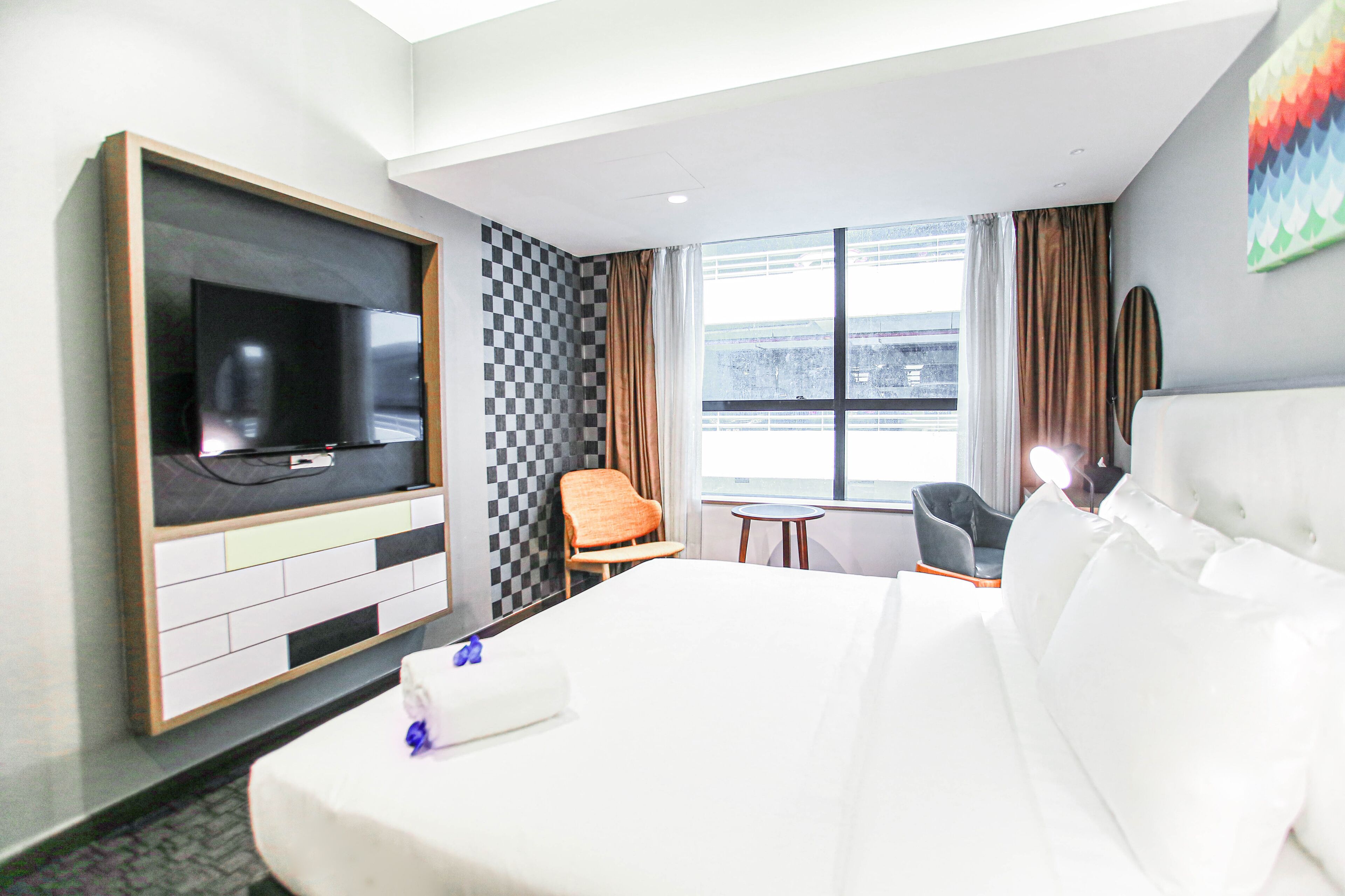 Photo - Fives Hotel DNP