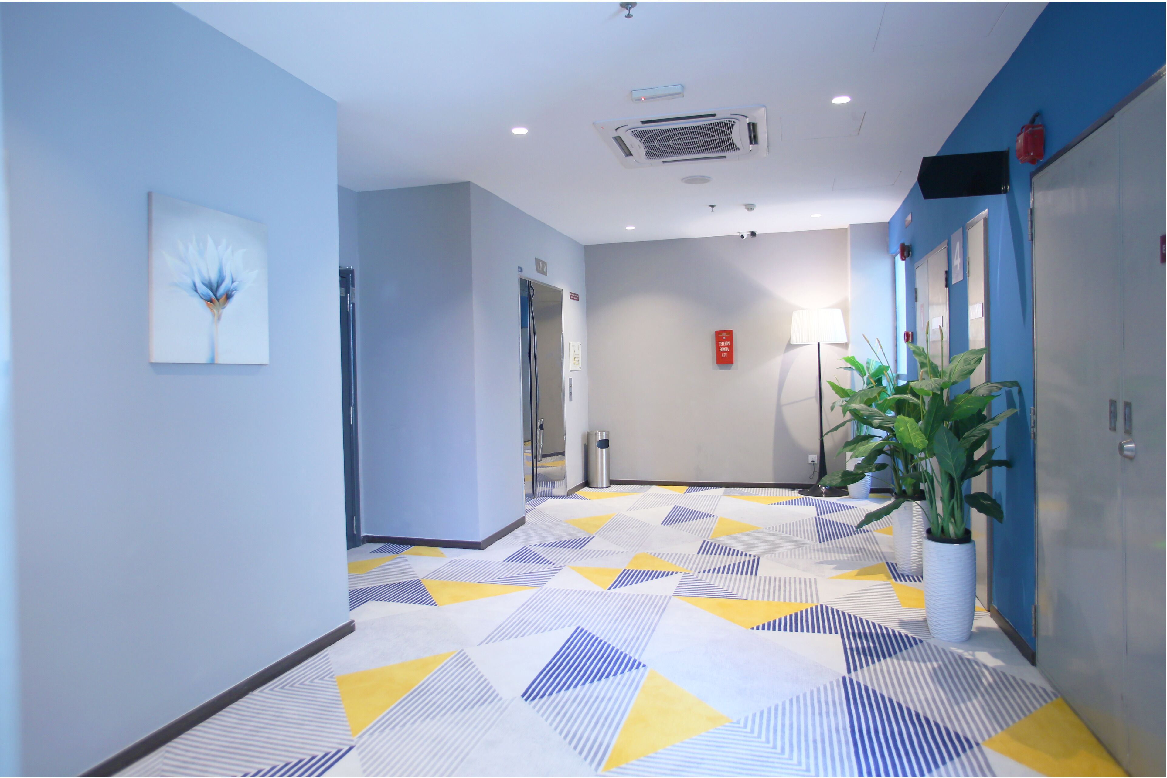 Photo - Fives Hotel DNP