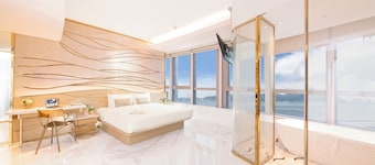 Regala Skycity Hotel