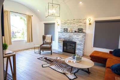 Garden oasis - 4 bedroom home centrally located