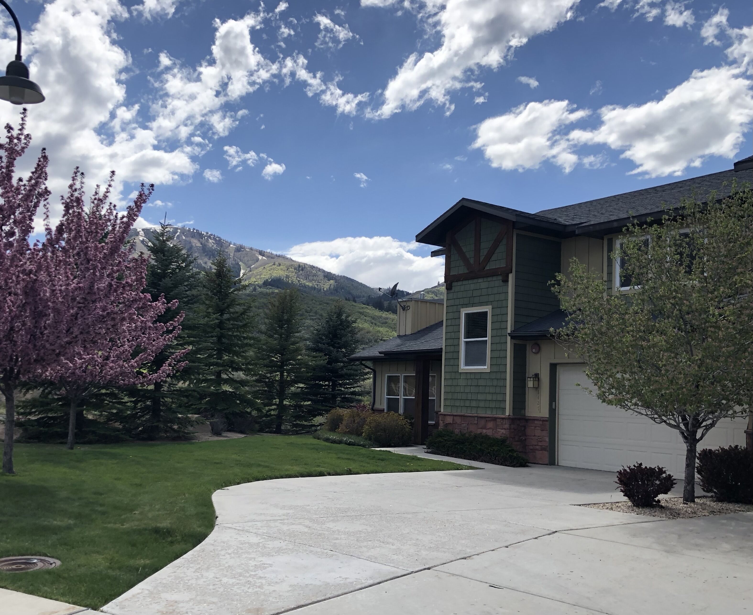 Deer Valley East / Jordanelle Townhouse - No Host Fees - Private Attached Garage