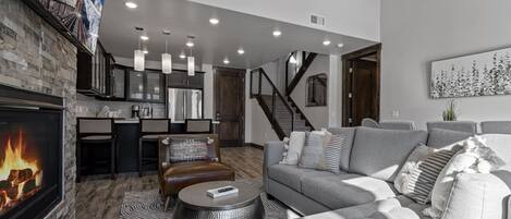 TV, fireplace, DVD player