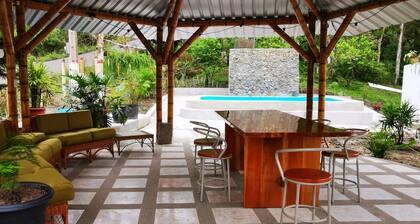 Suite adosada para familias en Liguiqui - Manta