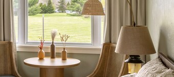 Gale River House - Boutique Hotel