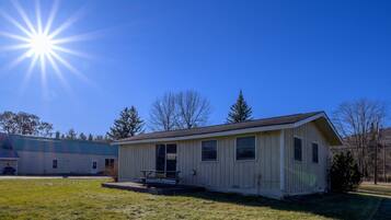 Executive Cabin | Terrace/patio