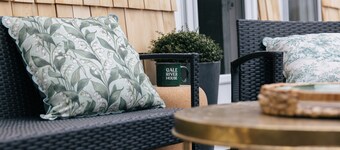Gale River House - Boutique Hotel