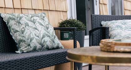 Gale River House - Boutique Hotel