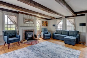 Family Cabin | Living area | 32-inch LCD TV with cable channels, TV