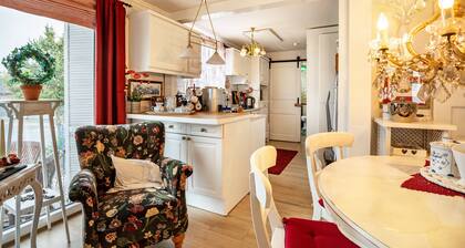 Apartment "Die Kleine Oase" with Terrace and Wi-Fi