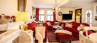 Apartment "Die Kleine Oase" with Terrace & Wi-Fi