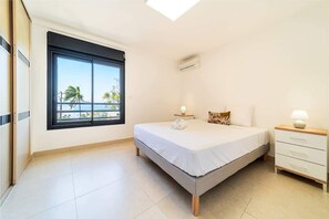 1 camera, ferro/asse da stiro, Wi-Fi gratuito, lenzuola