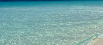 Spacious 2 Bedroom steps from Eagle Beach at Aruba Breeze Condos