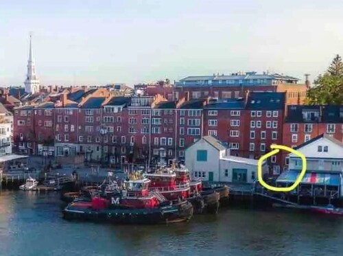 Historic Downtown Water-view Loft on Ceres Street