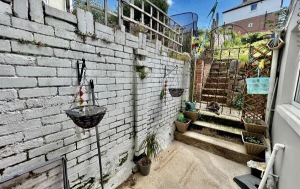 ด้านหน้าที่พัก