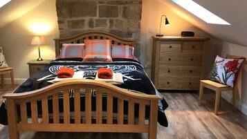 1 bedroom, iron/ironing board, travel crib, free WiFi