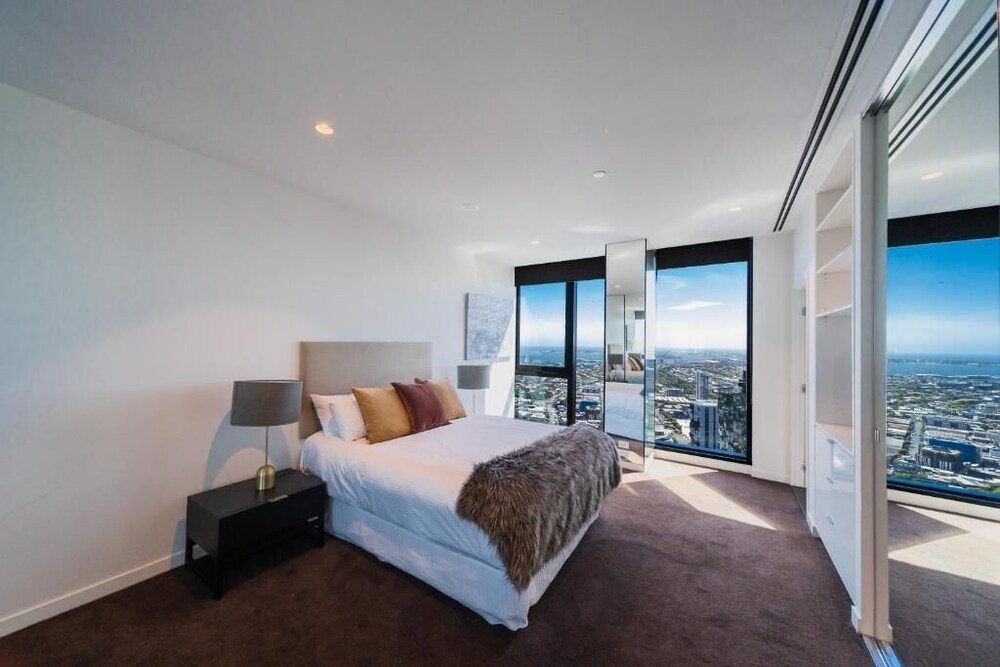 Melbourne City Apartments Panoramic Skyview Penthouse - Melbourne | Vrbo