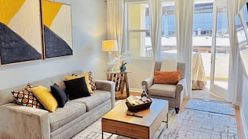 Smart TV, video games, books, computer monitors