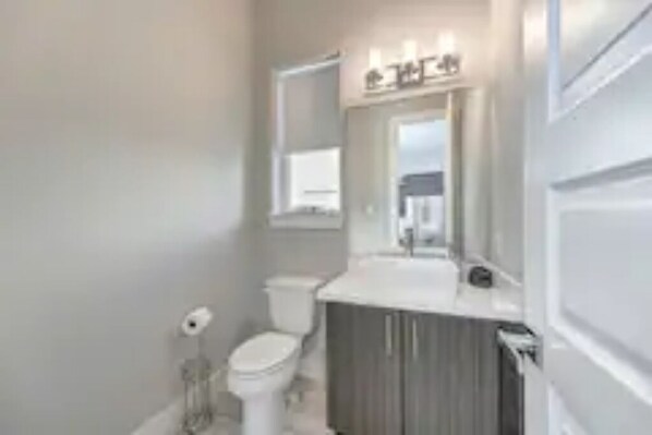 Bathtub