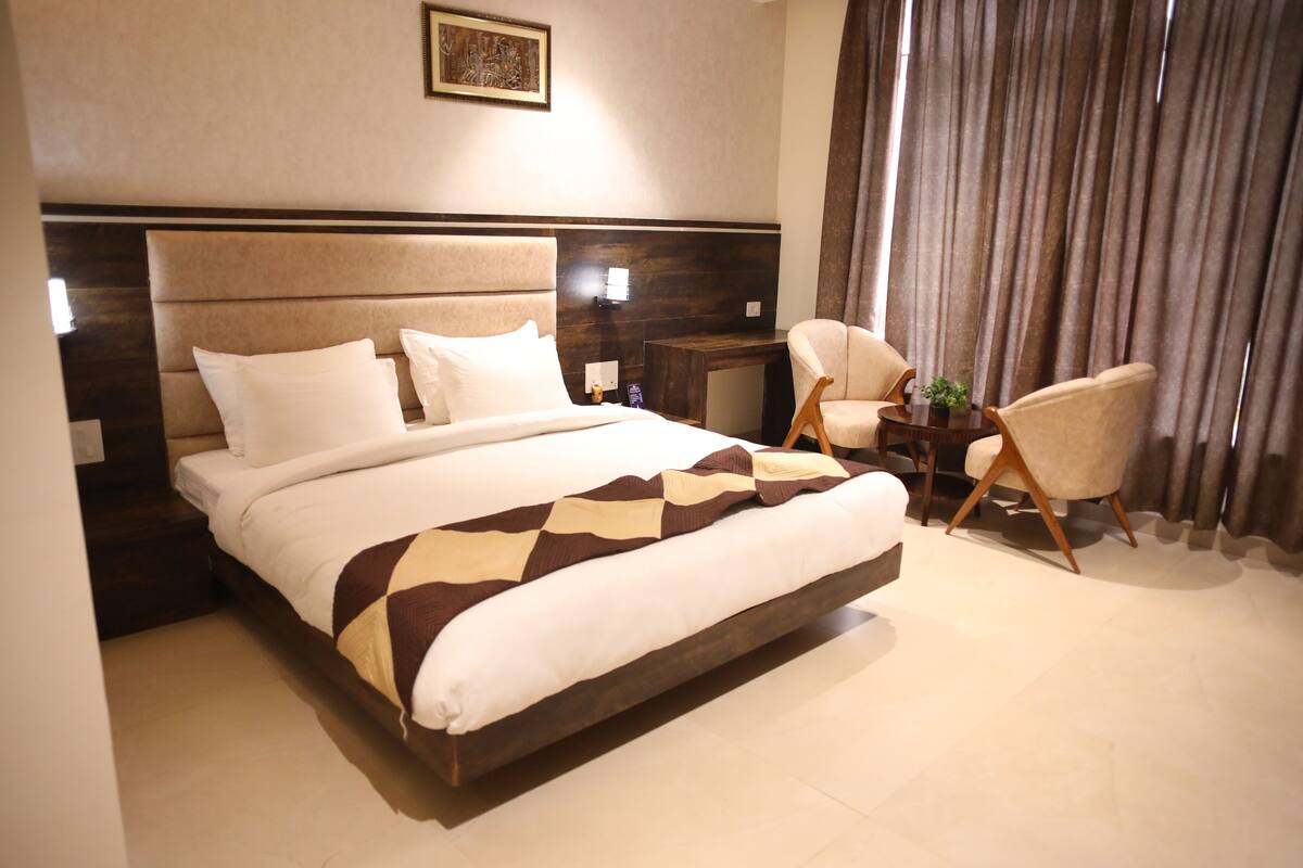 Executive-Doppelzimmer | Hochwertige Bettwaren, Pillowtop-Betten, Schreibtisch