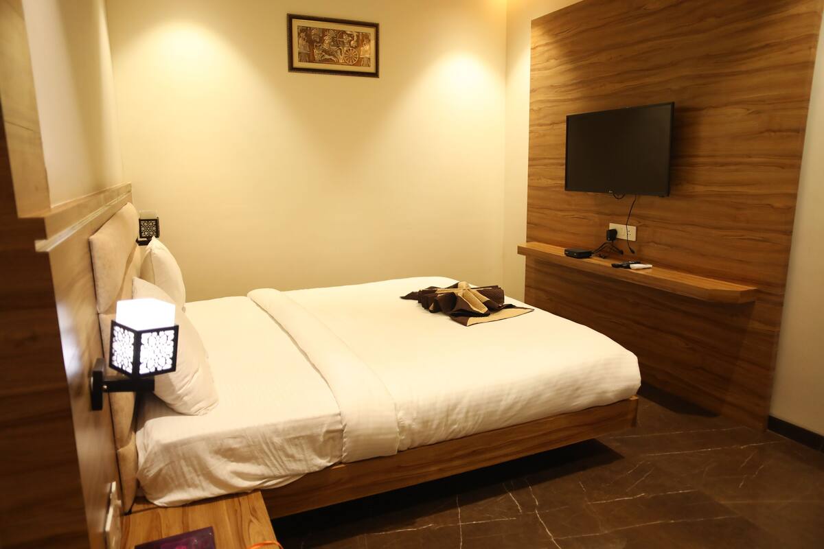 Deluxe-Doppelzimmer | Hochwertige Bettwaren, Pillowtop-Betten, Schreibtisch