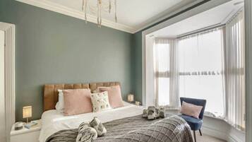 8 habitaciones, wifi gratis y ropa de cama