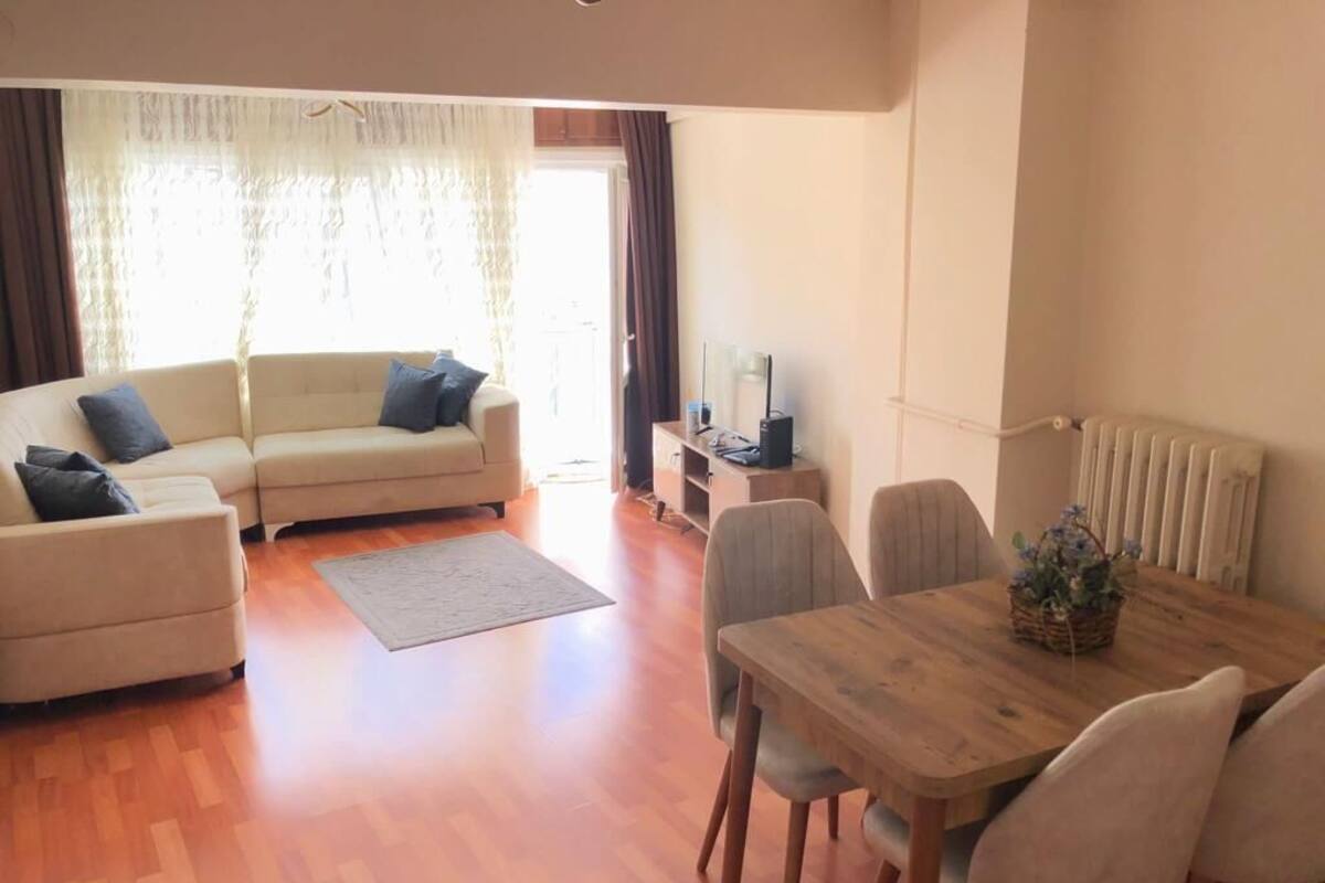 Luxury Twin Room | Living area | 55-cm LED TV with satellite channels, TV, heated floors