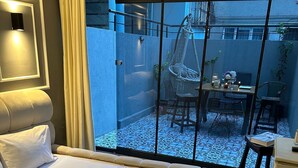 Luxury Double Room | Premium bedding, minibar, desk, soundproofing - Demirtas Palace (Istanbul)