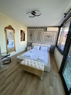 Luxury Double or Twin Room | Premium bedding, minibar, desk, soundproofing - Demirtas Palace (Istanbul)