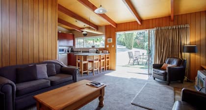 1970's Renovated,self contained 2 bedroom bach