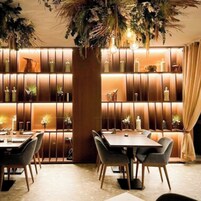 2 restaurants, breakfast, lunch, dinner served; international cuisine